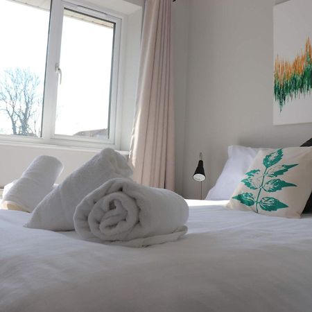 Wester-Moor Comfy Modern House In Barnstaple By Staystay Com Екстер'єр фото